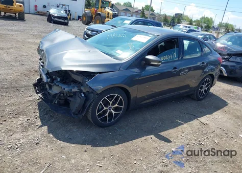 2017 Ford Focus Sel z USA, uszkodzony, nr VIN 1FADP3H22HL339878